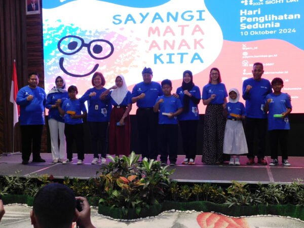 NTB Jadi Sorotan, Kemenkes Gelar Puncak Peringatan Hari Penglihatan Sedunia di Mataram