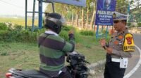 Operasi Patuh Rinjani 2025, Polres Lombok Barat Tindak Pelanggar Lalu Lintas di Bundaran Penas